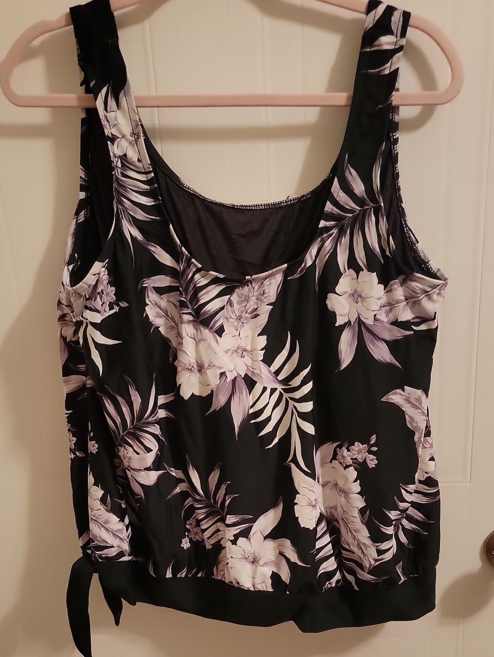 Maxine of Hollywood Black Tankini Top with Gray and White Floral Print